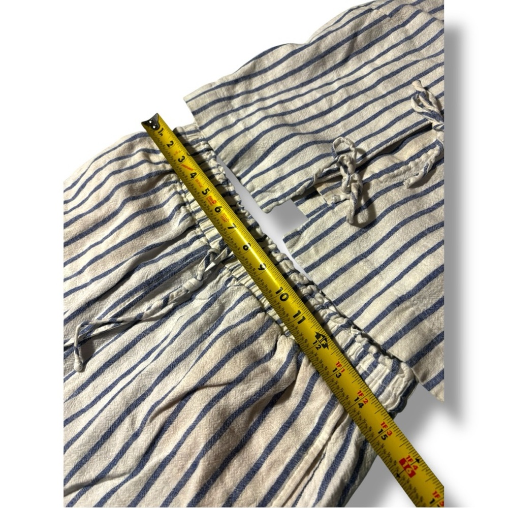 Lauren Conrad 2-Piece White and Blue Striped Lightweight Tie Up Top & Bottom Set - Picture 10 of 16